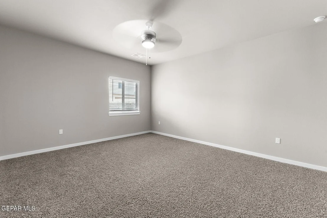 Photo of 15261 Composition Avenue