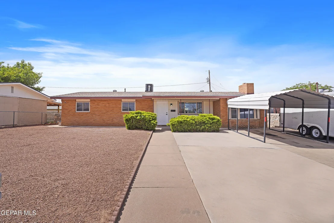 Photo of 5804 TAUTOGA Drive