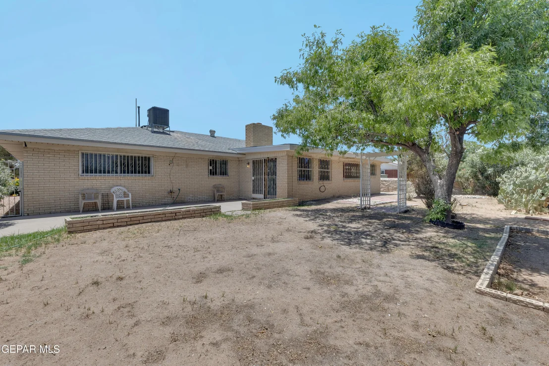 Photo of 8021 MORLEY Drive