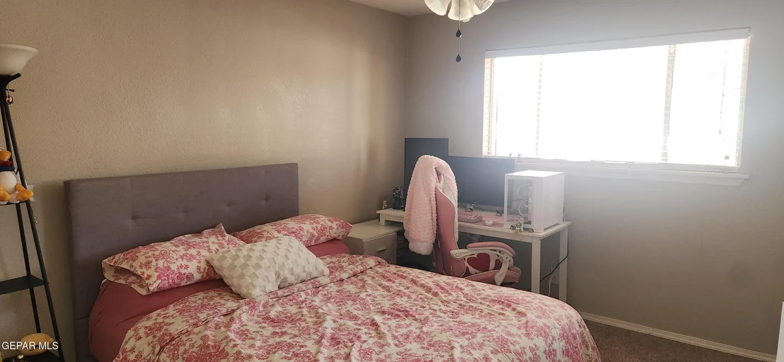 Photo of 248 VIKING Drive