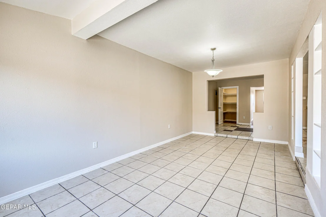 Photo of 424 Indian Place