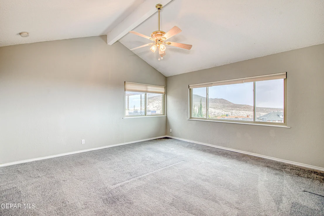 Photo of 2915 STONE EDGE Road