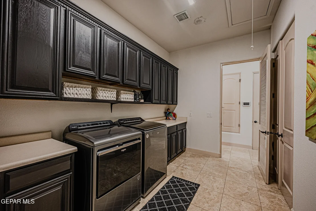 Photo of 6236 FRANKLIN HAWK Avenue