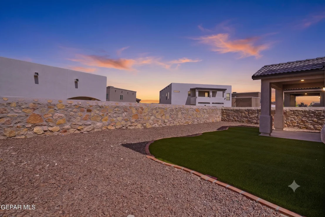 Photo of 937 PENRITH Street
