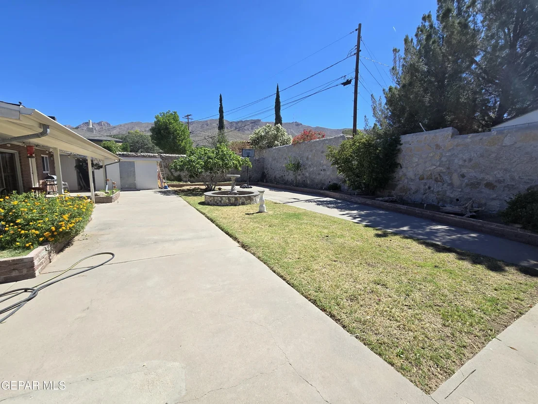 Photo of 4200 BUCKINGHAM Drive