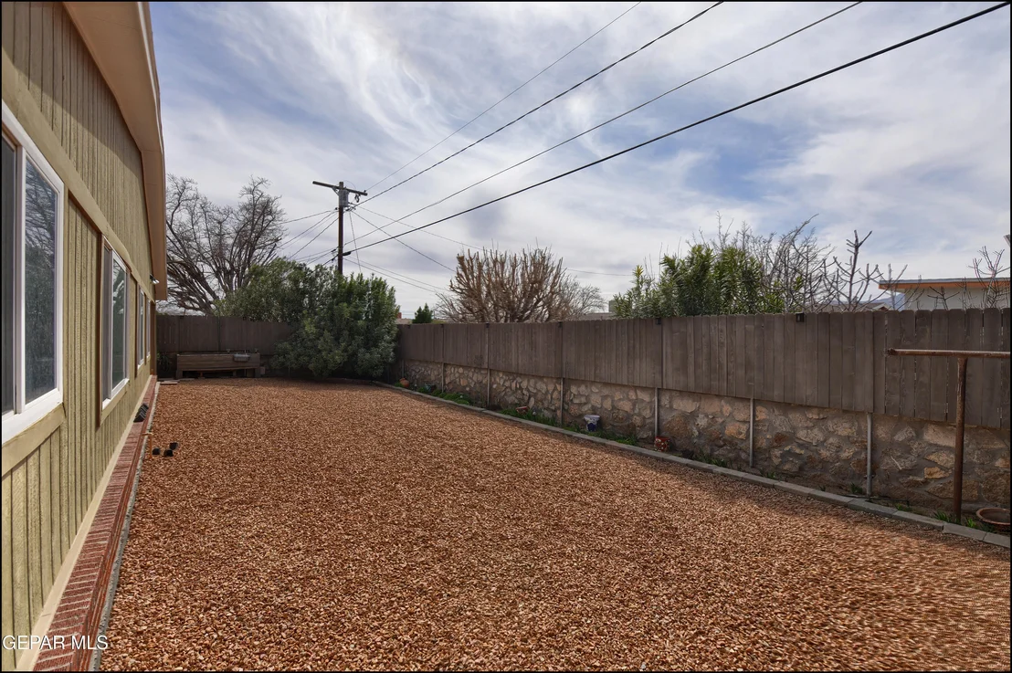Photo of 9541 WAVERLY Drive