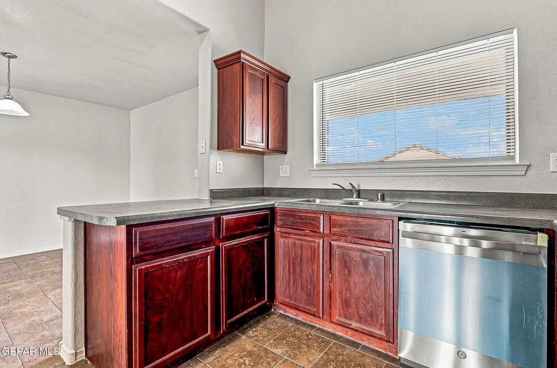 Photo of 12008 COPPER HILL Place