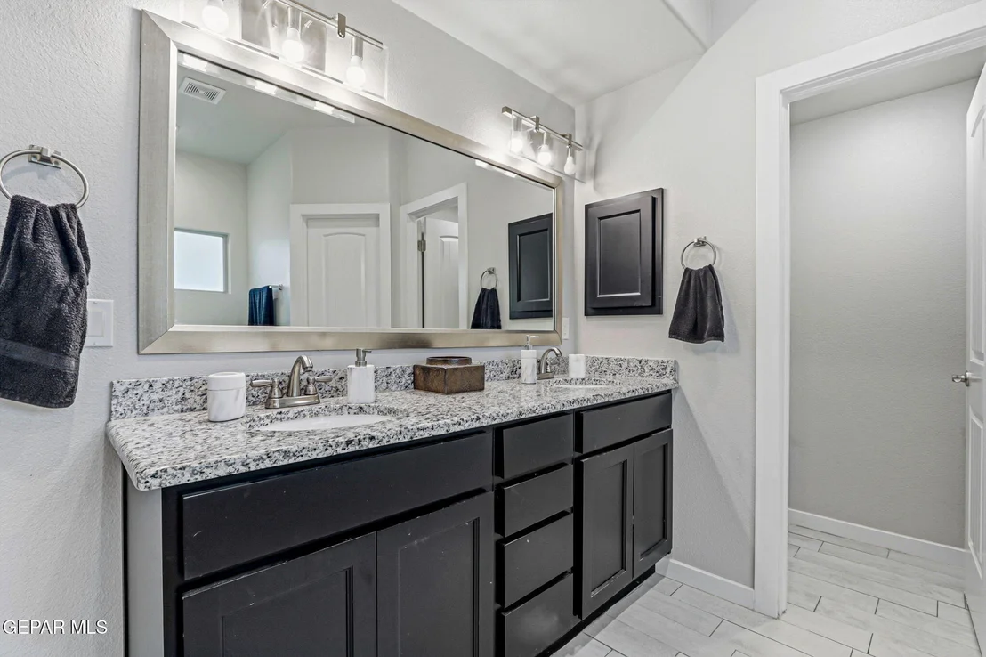 Photo of 236 EPSOM Drive