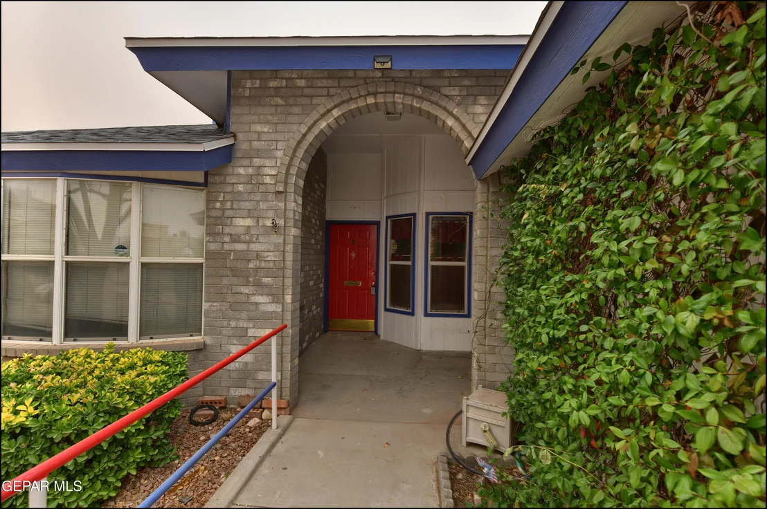 Photo of 1348 Black Ridge Drive
