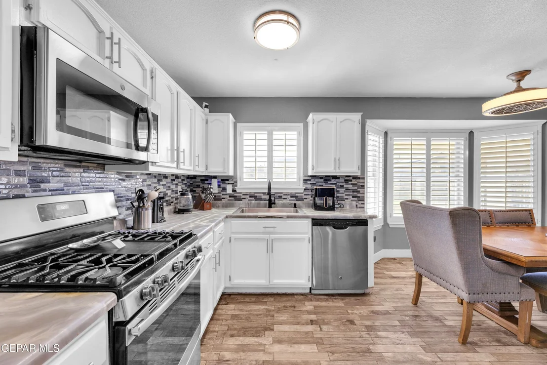 Photo of 427 Winter Spring Place