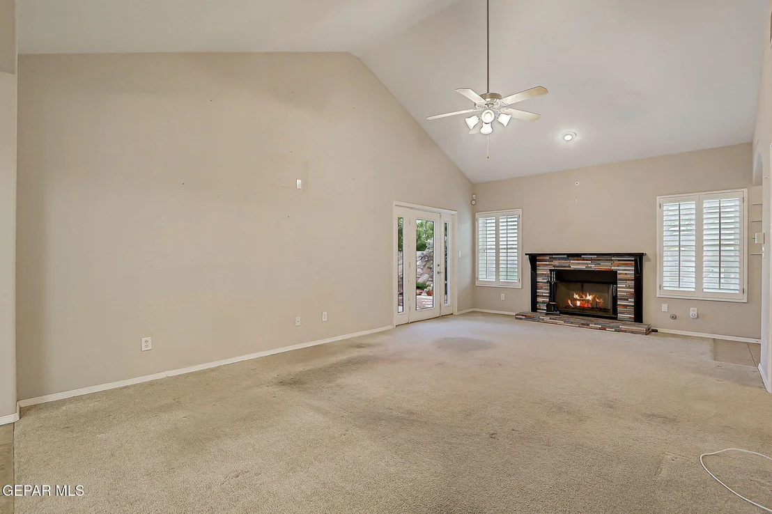 Photo of 7292 Desert Eagle Drive