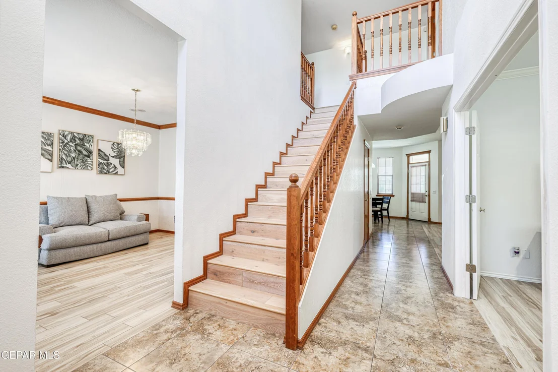 Photo of 6617 Isla del Rey Drive