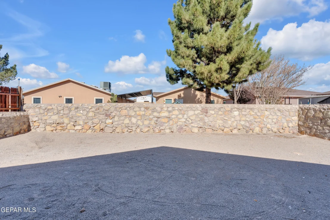 Photo of 14235 Strata Rock Drive