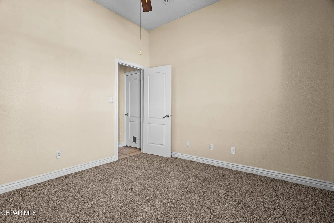 Photo of 5544 GUSTAVO MADRID Lane