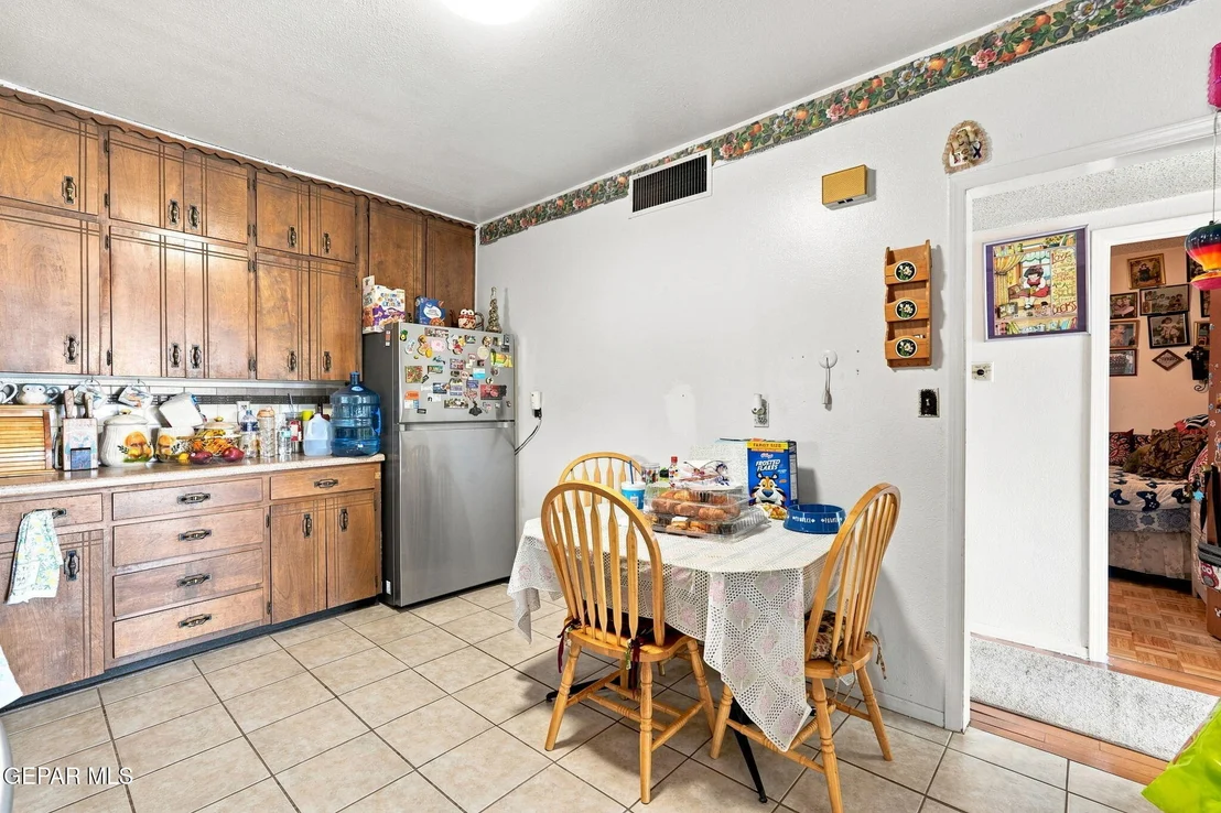 Photo of 8109 Doniphan Drive
