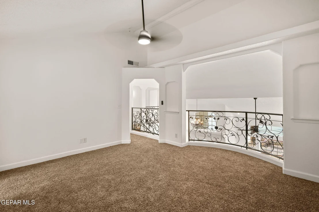 Photo of 12385 Orchard Park