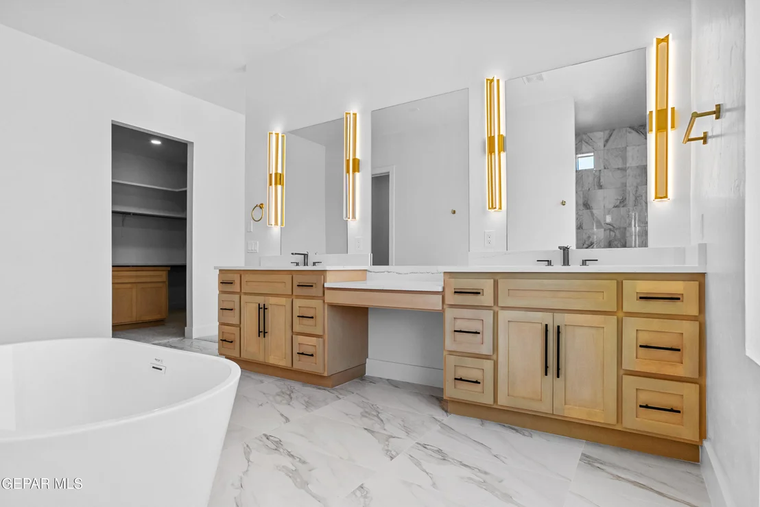 Photo of 5699 RIO BONITO Circle