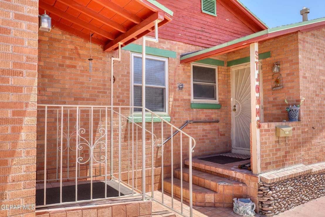 Photo of 1629 SAINT JOHNS Drive
