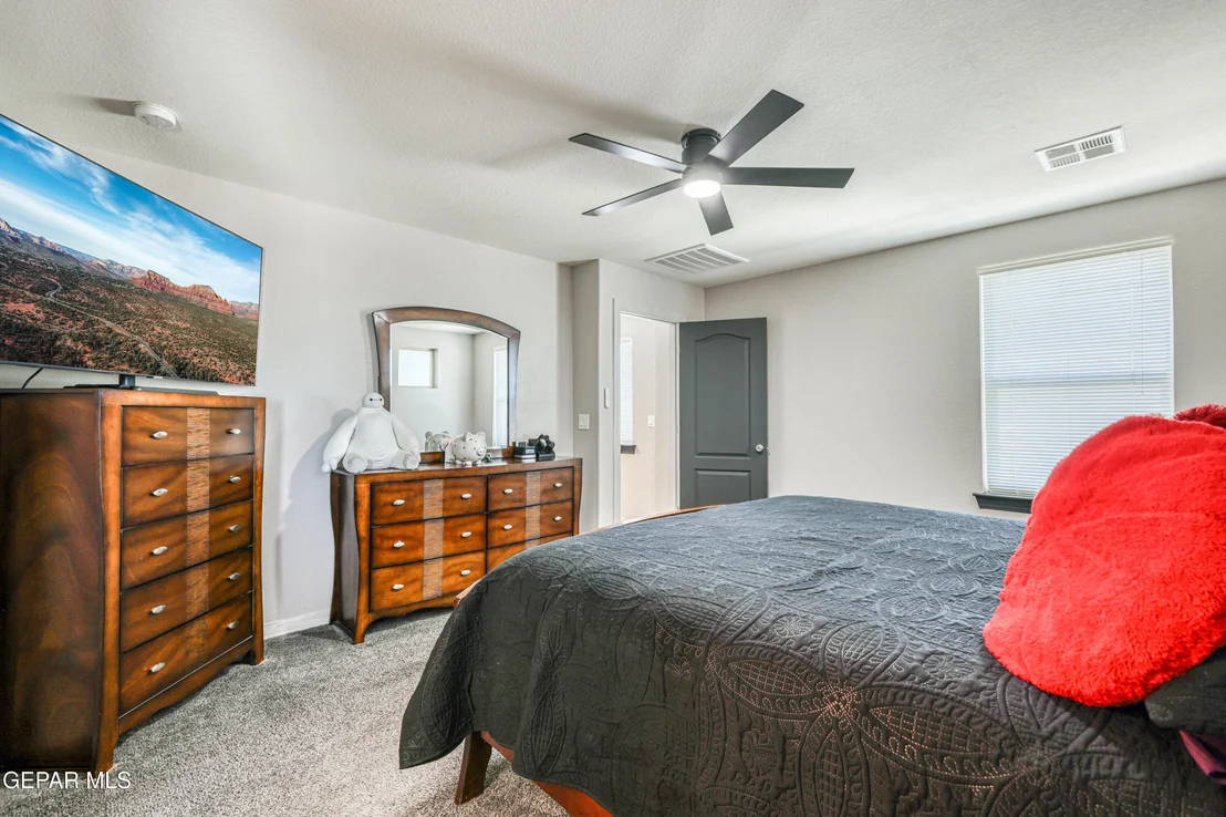 Photo of 6553 GEYSER Drive