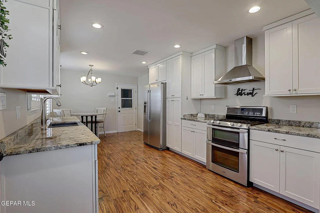 Photo of 9012 SHAVER Drive