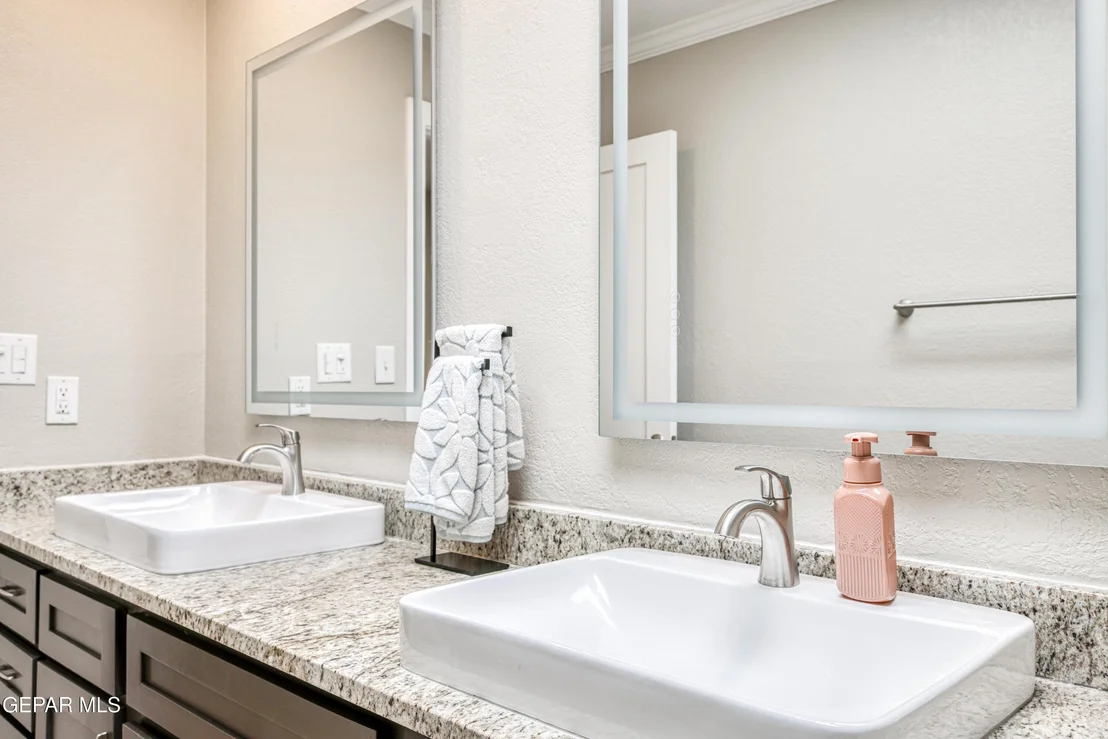 Photo of 10528 Ashridge Drive