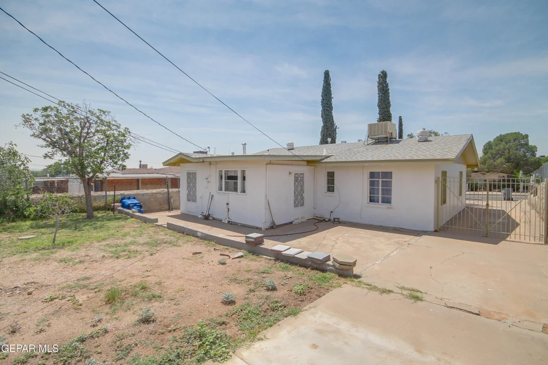 Photo of 3605 TYLER Avenue
