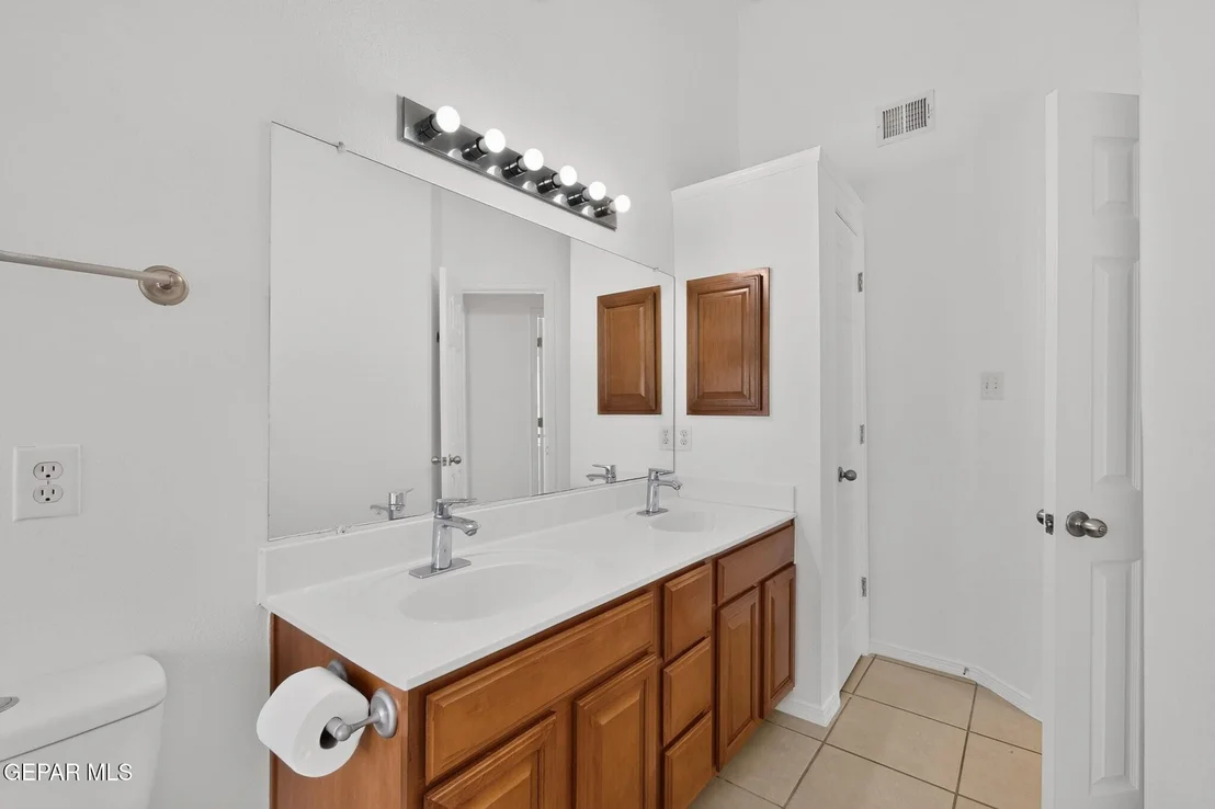 Photo of 12584 TWIN LEAF Drive