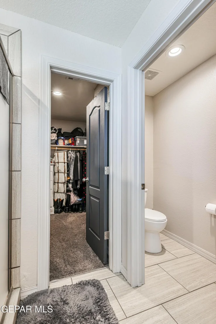 Photo of 6553 GEYSER Drive