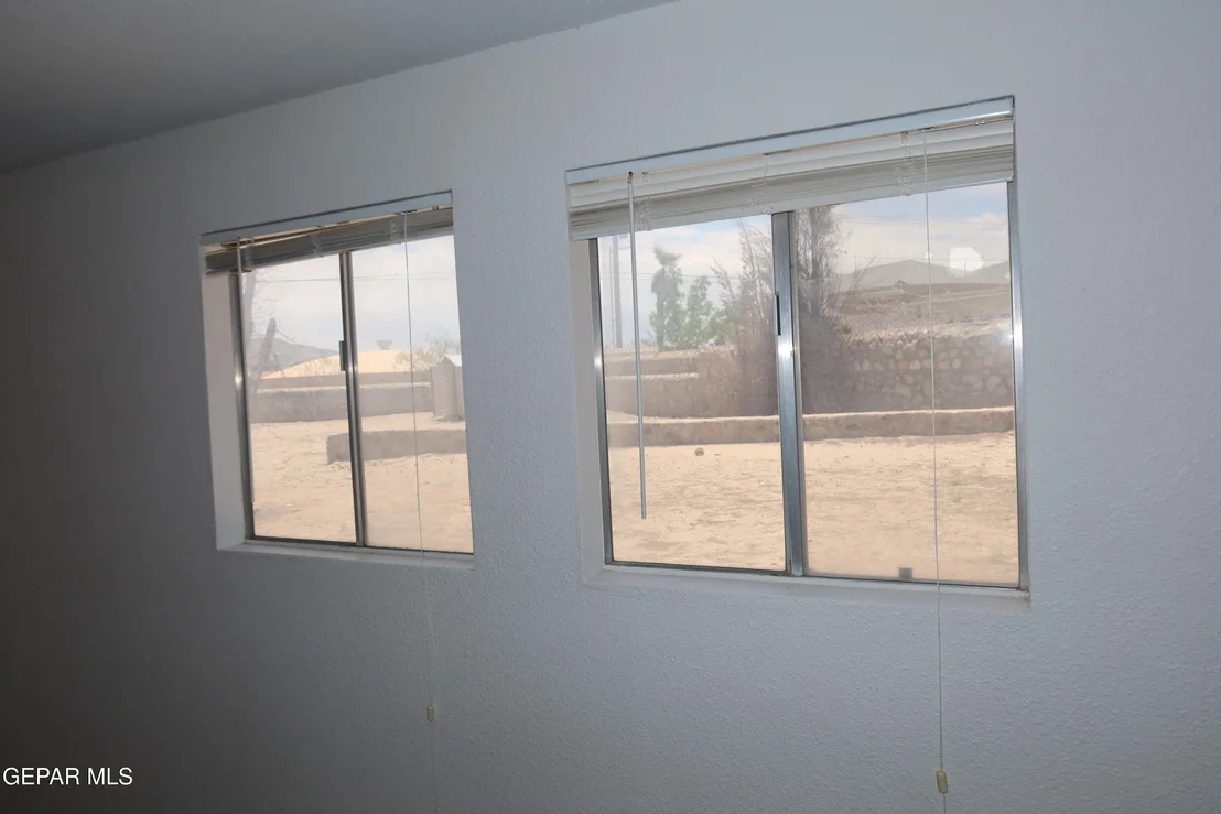 Photo of 836 DE LEON Drive