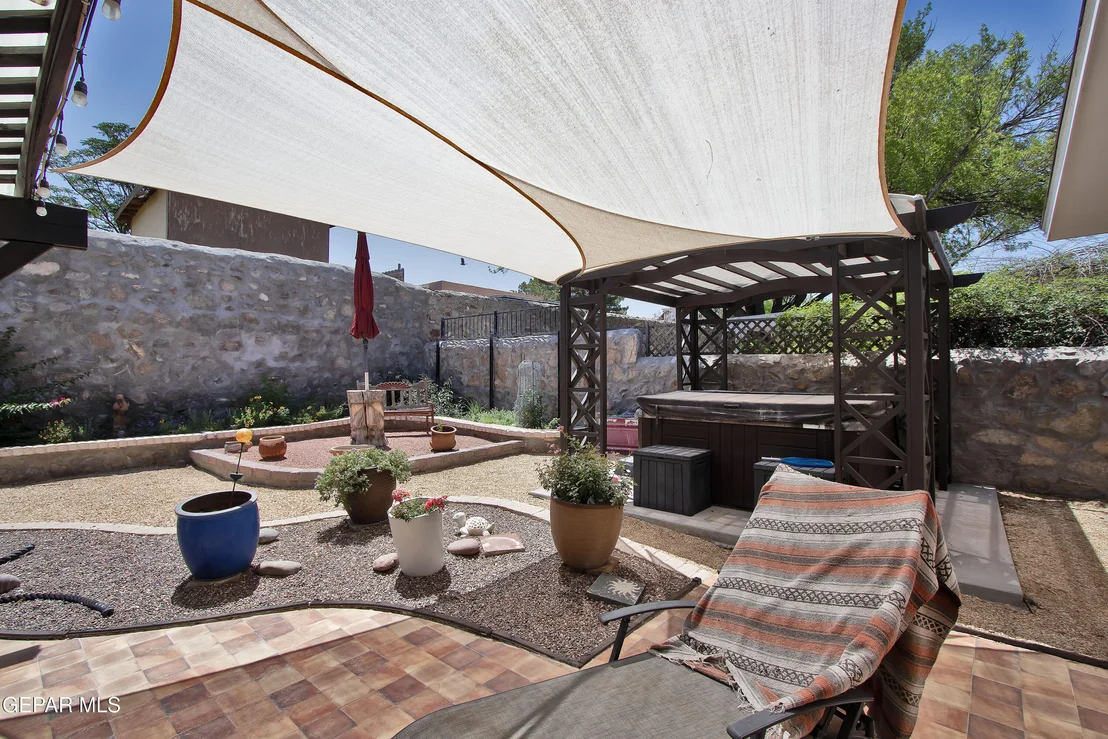 Photo of 516 QUERETARO Drive