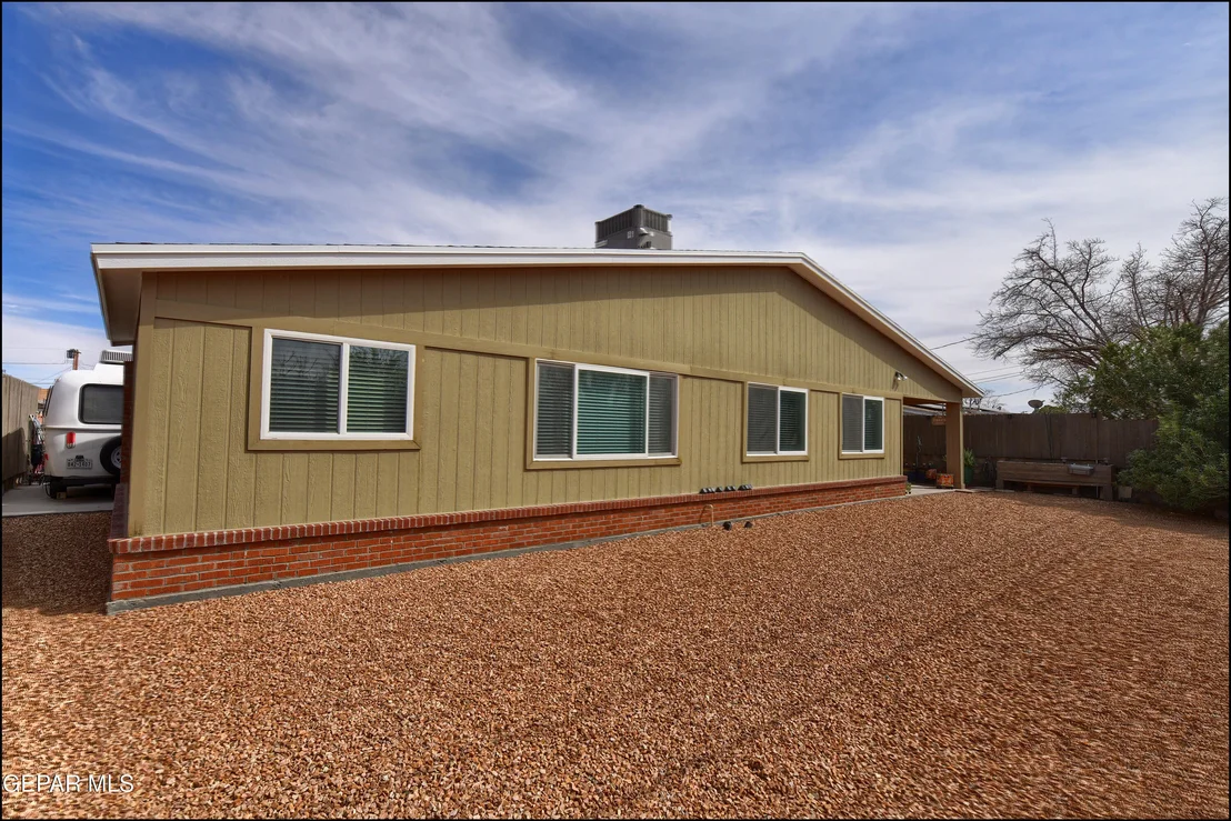 Photo of 9541 WAVERLY Drive