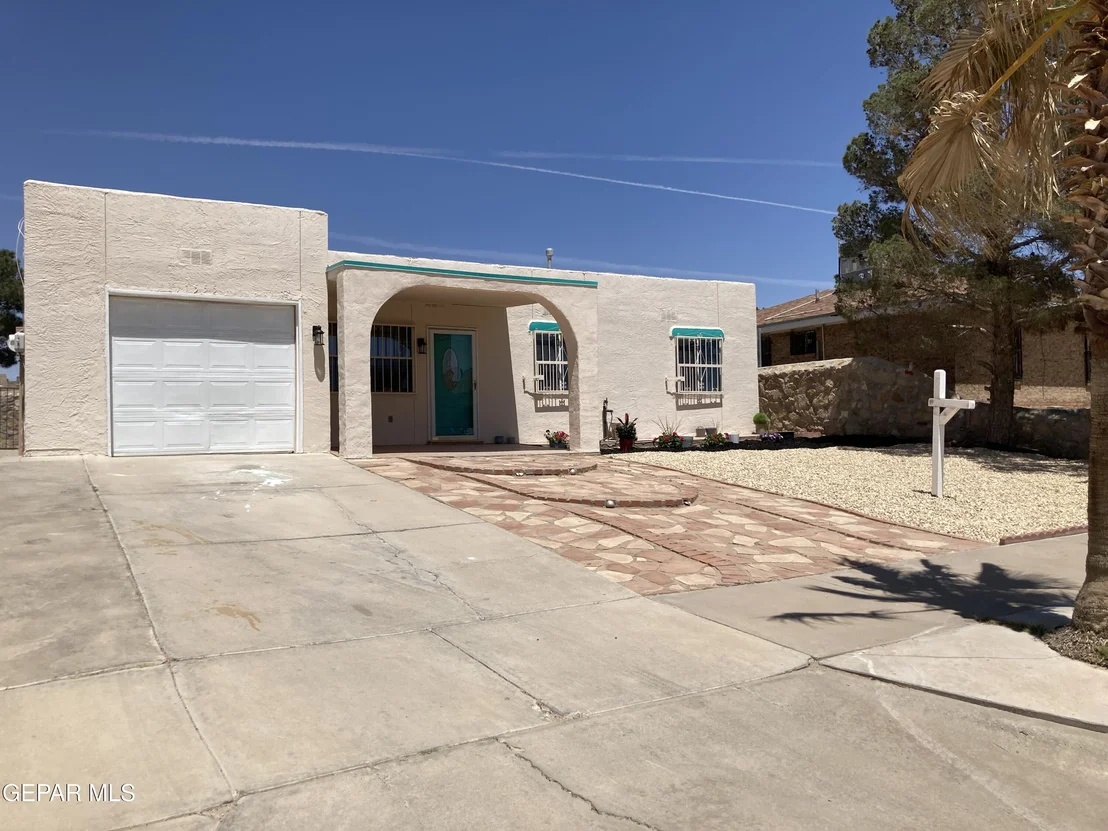 Photo of 11555 MEADOWBROOK Drive