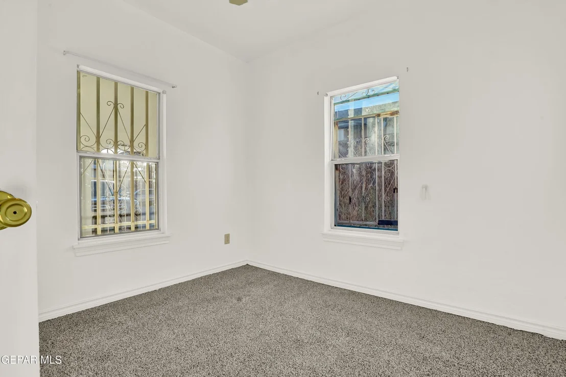 Photo of 612 NOBLE Street