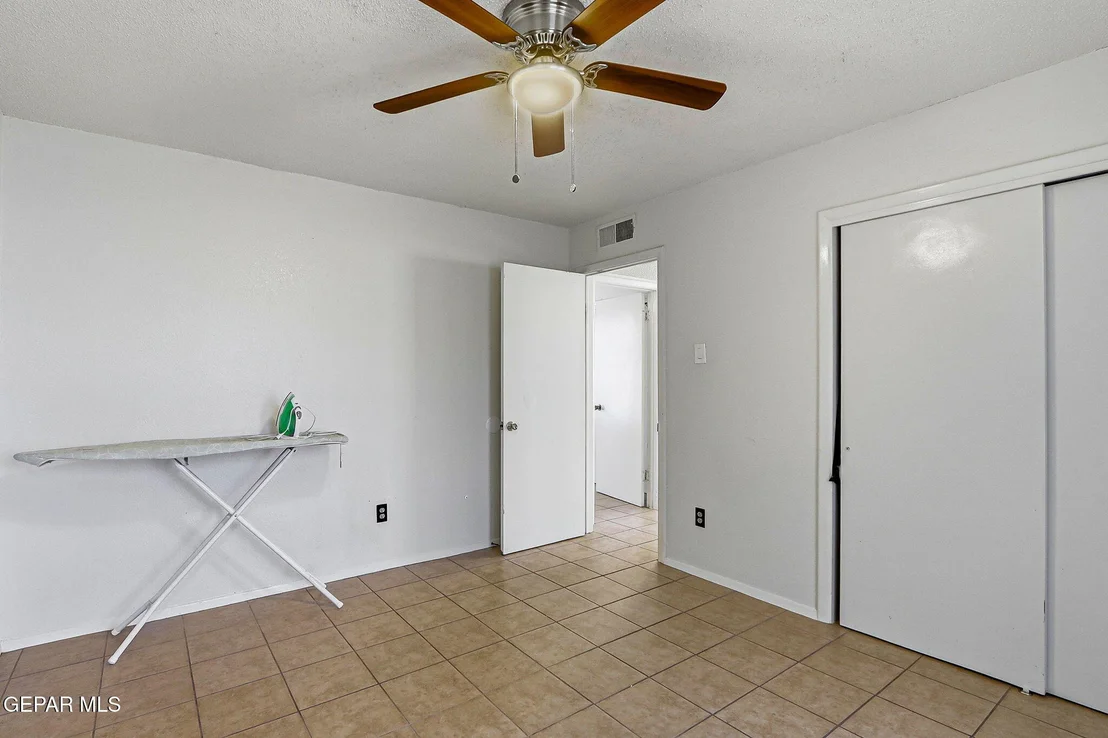 Photo of Unit 2 at 1530 Common Drive
