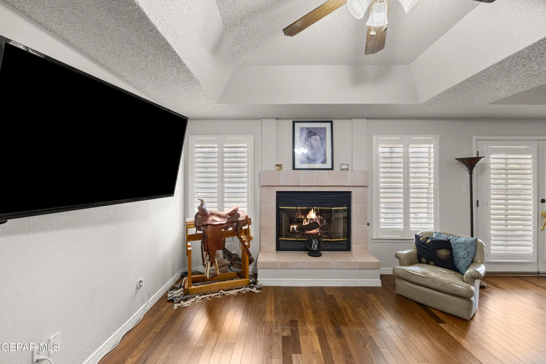 Photo of 1000 SUN RIDGE Drive