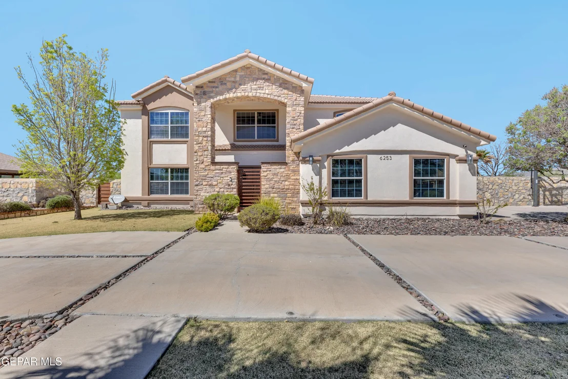 Photo of 6253 COSECHA LUNA Circle