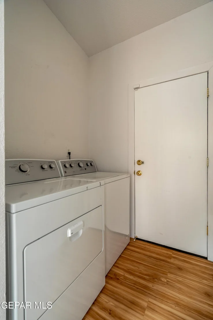 Photo of 904 Oneida Drive