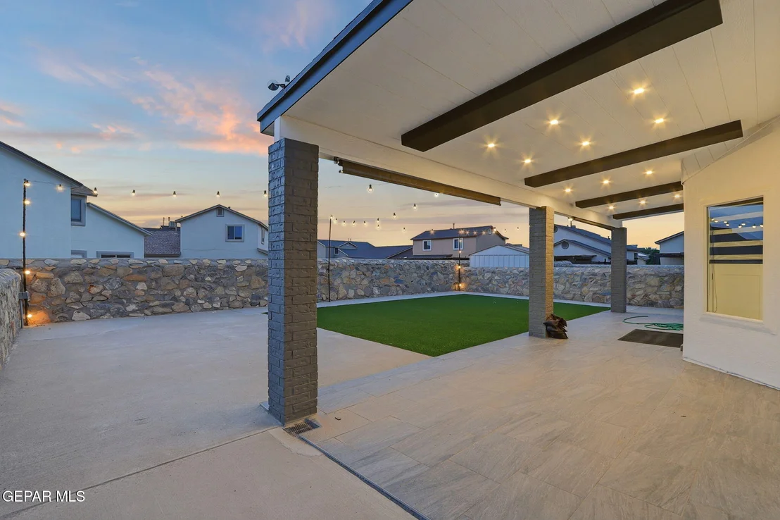 Photo of 2425 POET POINT Place