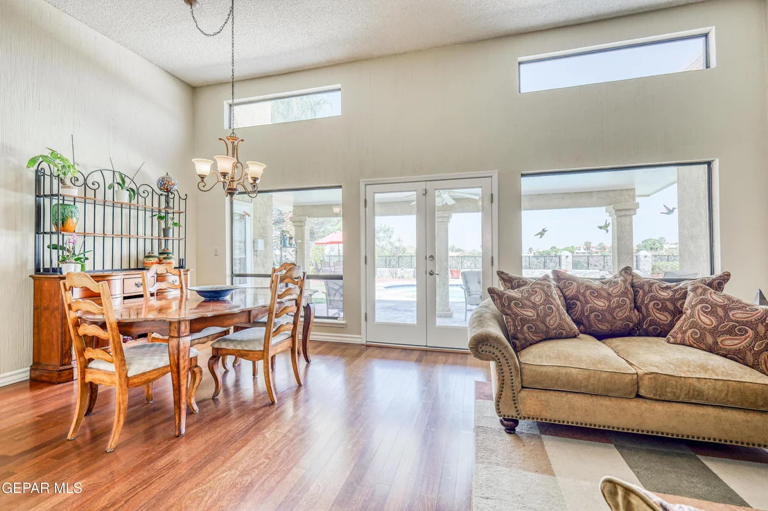 Photo of 7225 Rochester Drive