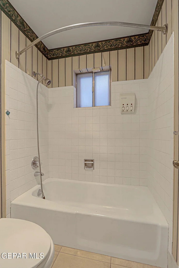 Photo of 124 Serrania Drive