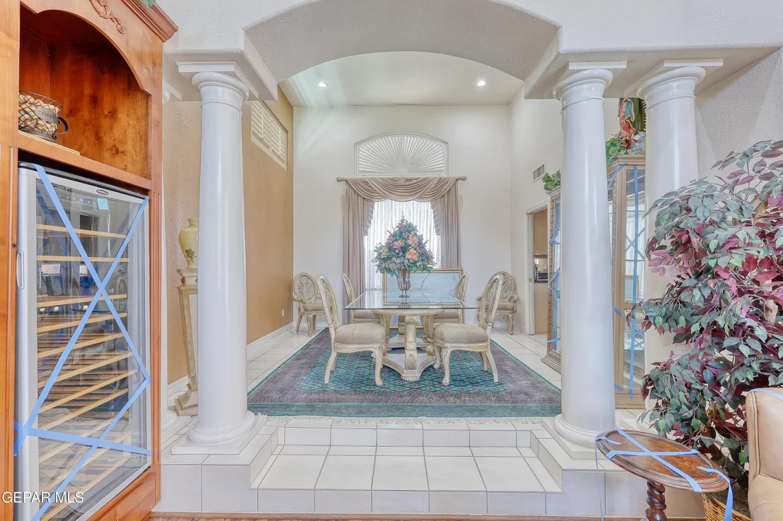 Photo of 1361 GATE Place
