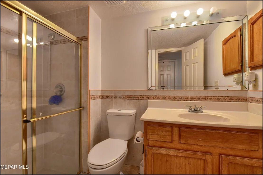 Photo of 7653 DIANJOU Drive