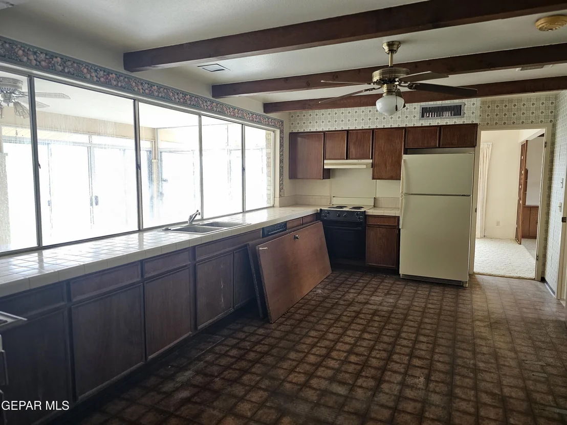 Photo of 3101 Parknorth Drive