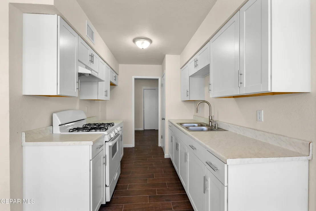 Photo of 8504 DANUBE Circle