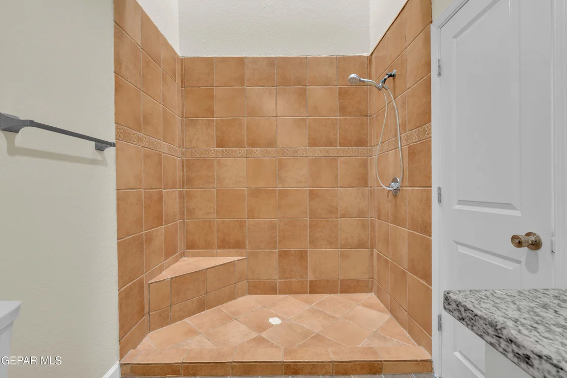 Photo of 625 CRESTA ALTA Drive