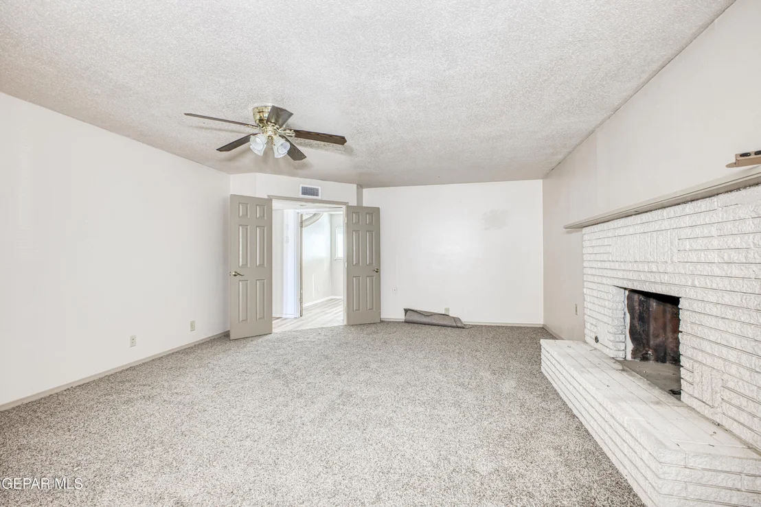 Photo of 5800 NIKE Lane