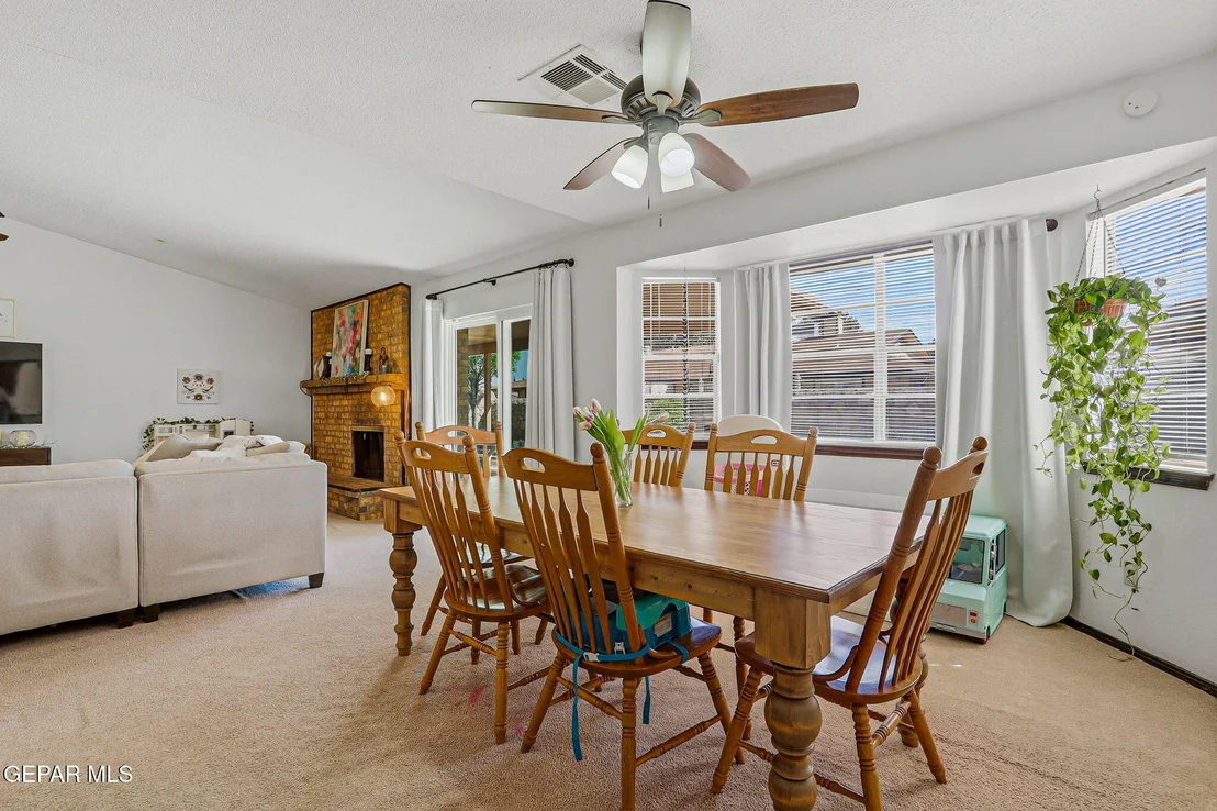 Photo of 1721 VISTA REAL Drive