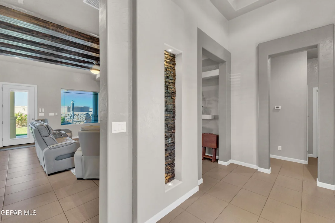 Photo of 1695 OPTIMA Way