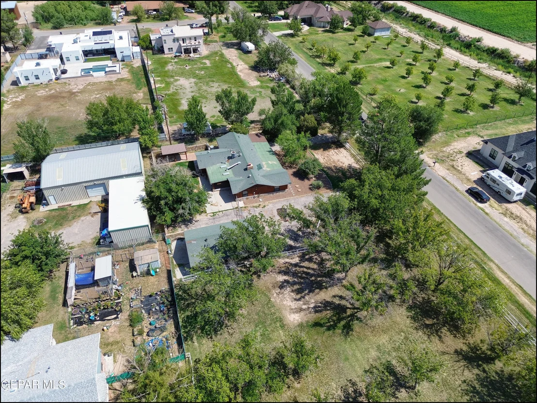 Photo of 6525 UPPER VALLEY Road