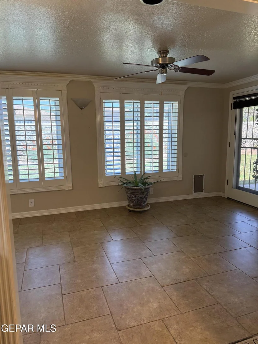 Photo of 3149 EDGEROCK Drive